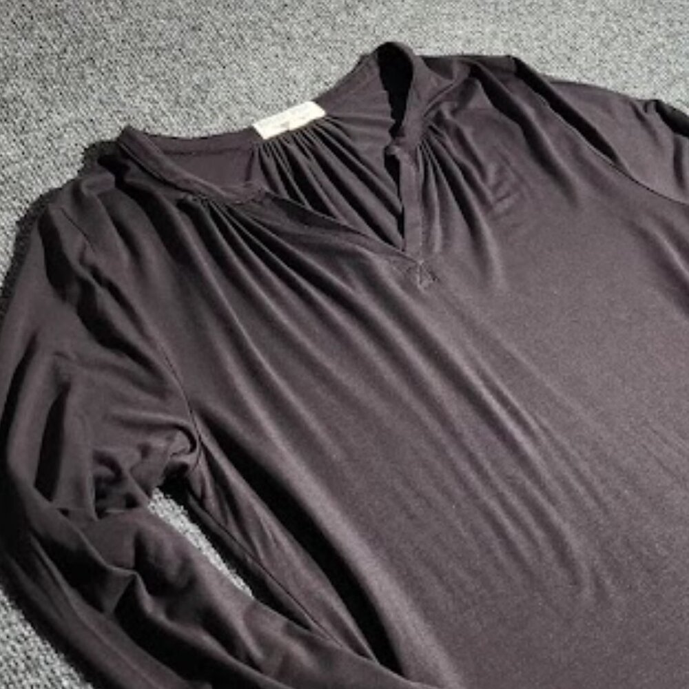 Barefoot Dreams Luxe Milk Jersey Split Neck Top Size Small